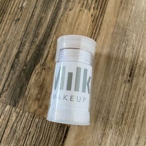 Milk Makeup Highlighter